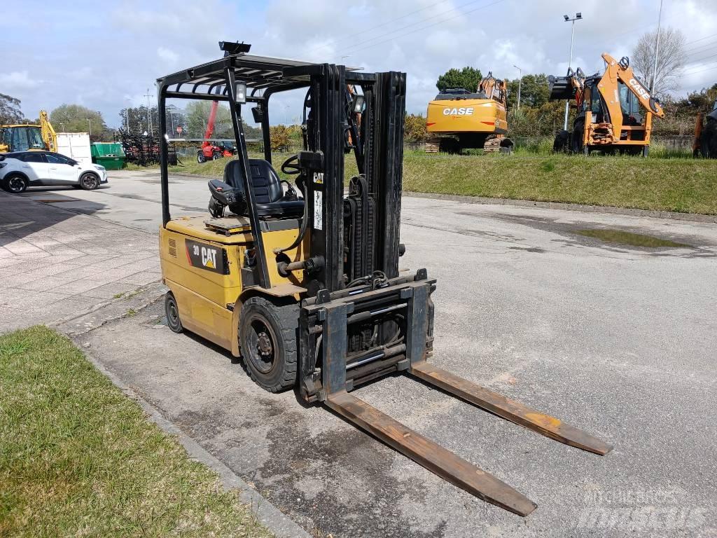 CAT EP 30 K PAC Электропогрузчики