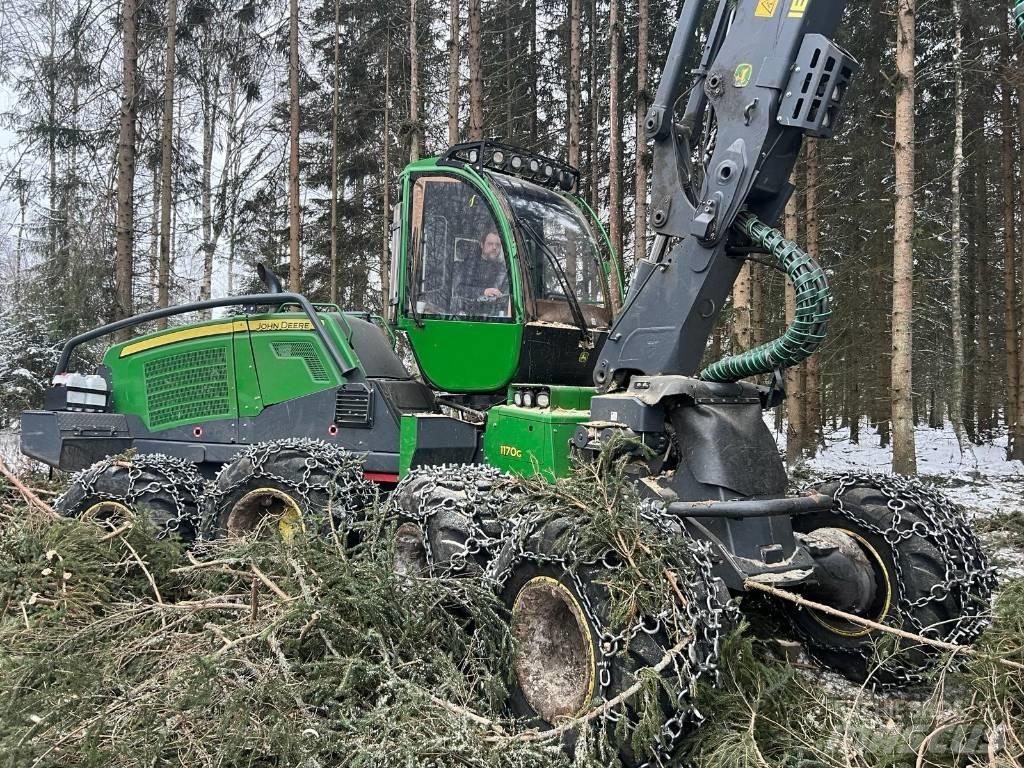John Deere 1170G Харвестеры