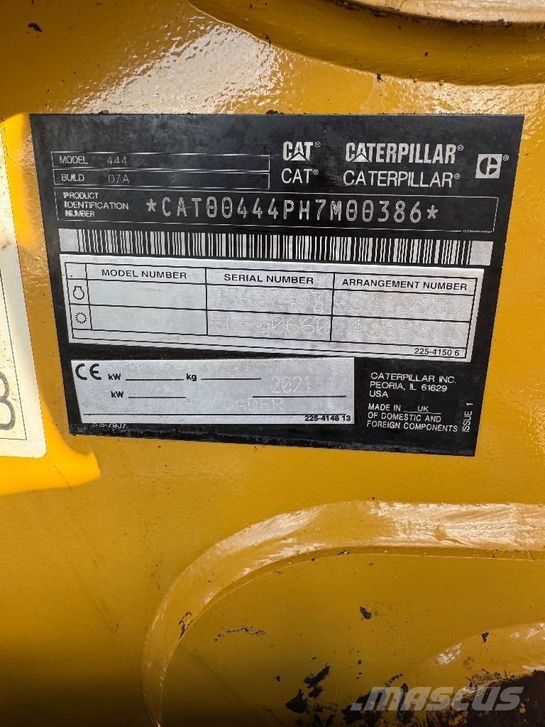 CAT 444 Экскаваторы-погрузчики