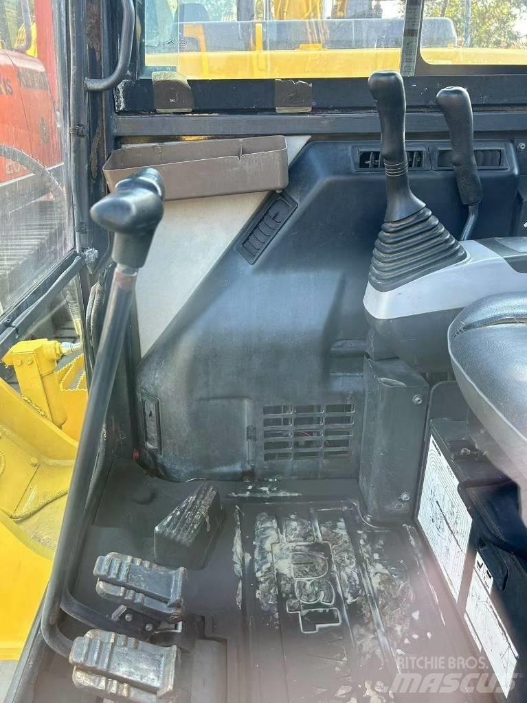 Komatsu PC 56 Гусеничные экскаваторы