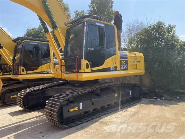 Komatsu PC 220-8 Гусеничные экскаваторы