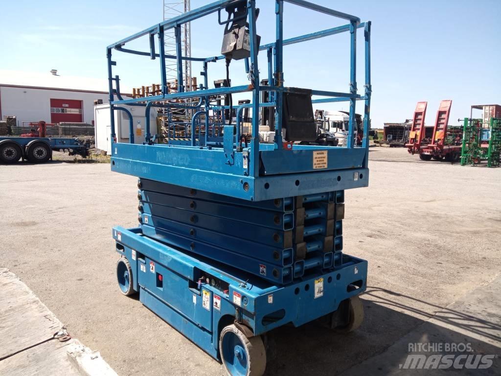 Haulotte Compact 14 Ножничные подъемники