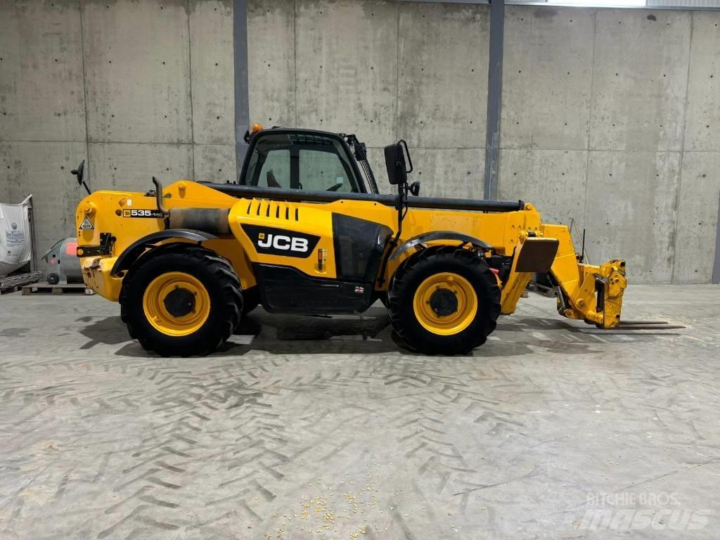JCB 535-140 Телескопические погрузчики