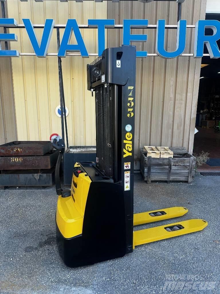 Yale MS 14 AC Ручные штабелёры с электроподъёмом