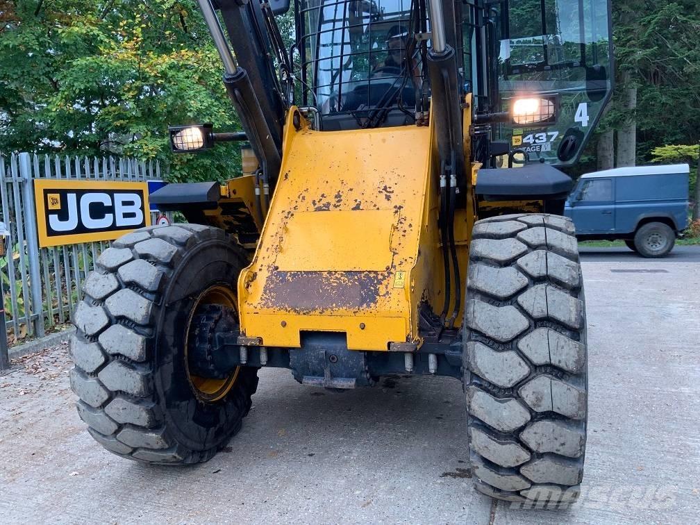 JCB 437 HT Фронтальные погрузчики