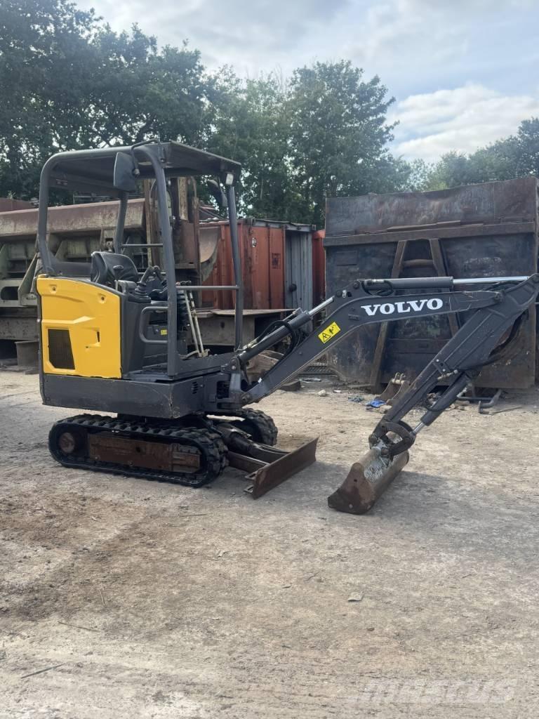 Volvo EC 15 Мини-экскаваторы