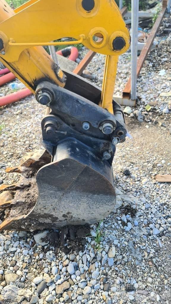 JCB 3 CX 14M3WM Экскаваторы-погрузчики