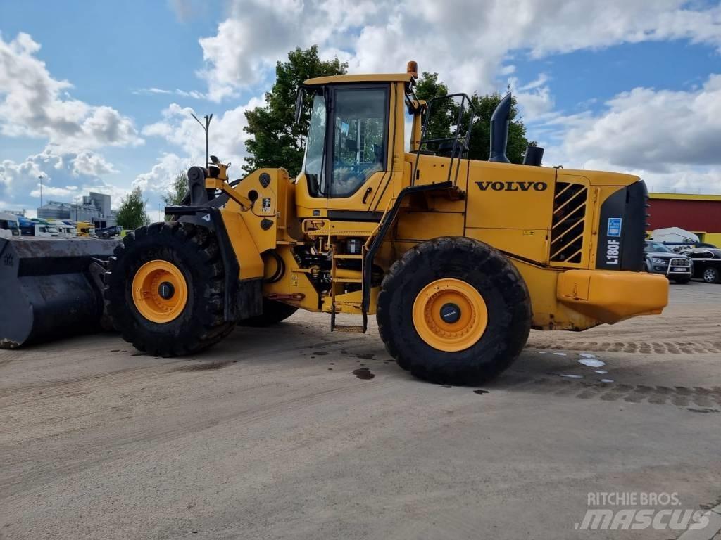 Volvo L 180 F Фронтальные погрузчики
