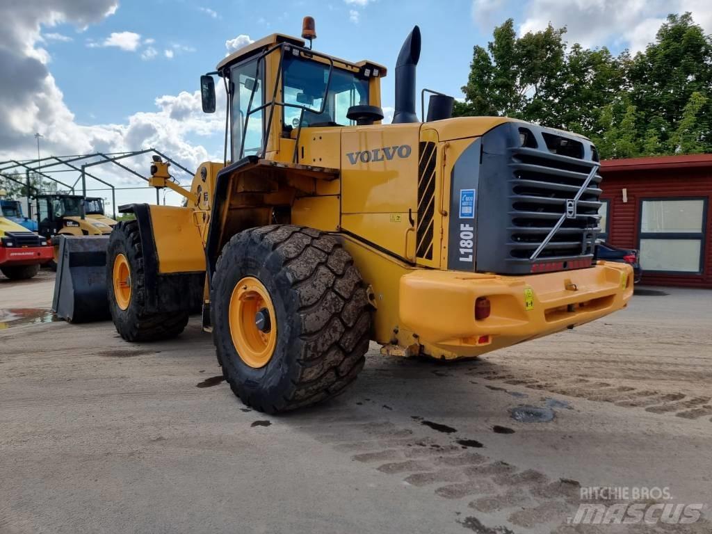 Volvo L 180 F Фронтальные погрузчики