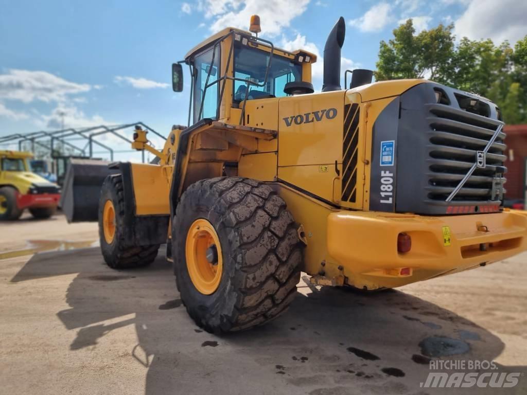 Volvo L 180 F Фронтальные погрузчики