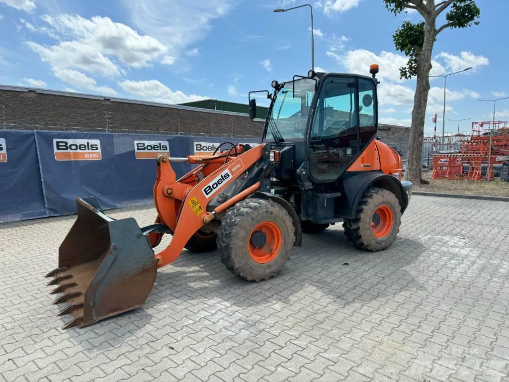Komatsu WA80-6 Фронтальные погрузчики