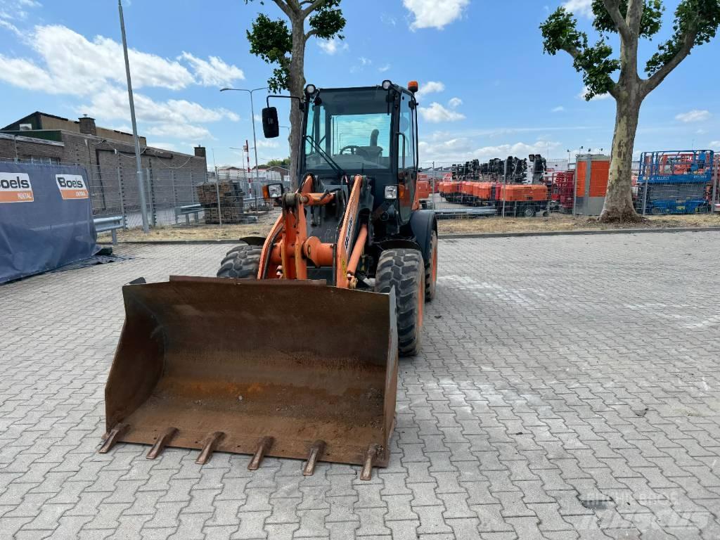 Komatsu WA80-6 Фронтальные погрузчики