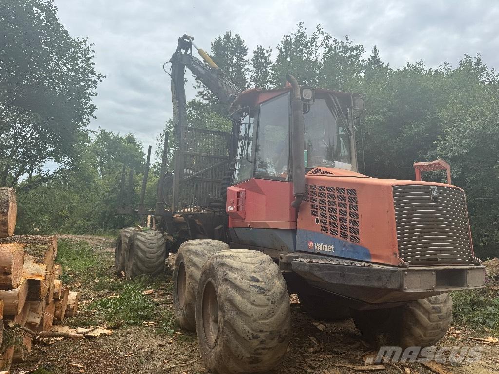 Komatsu 860.1 Форвардеры