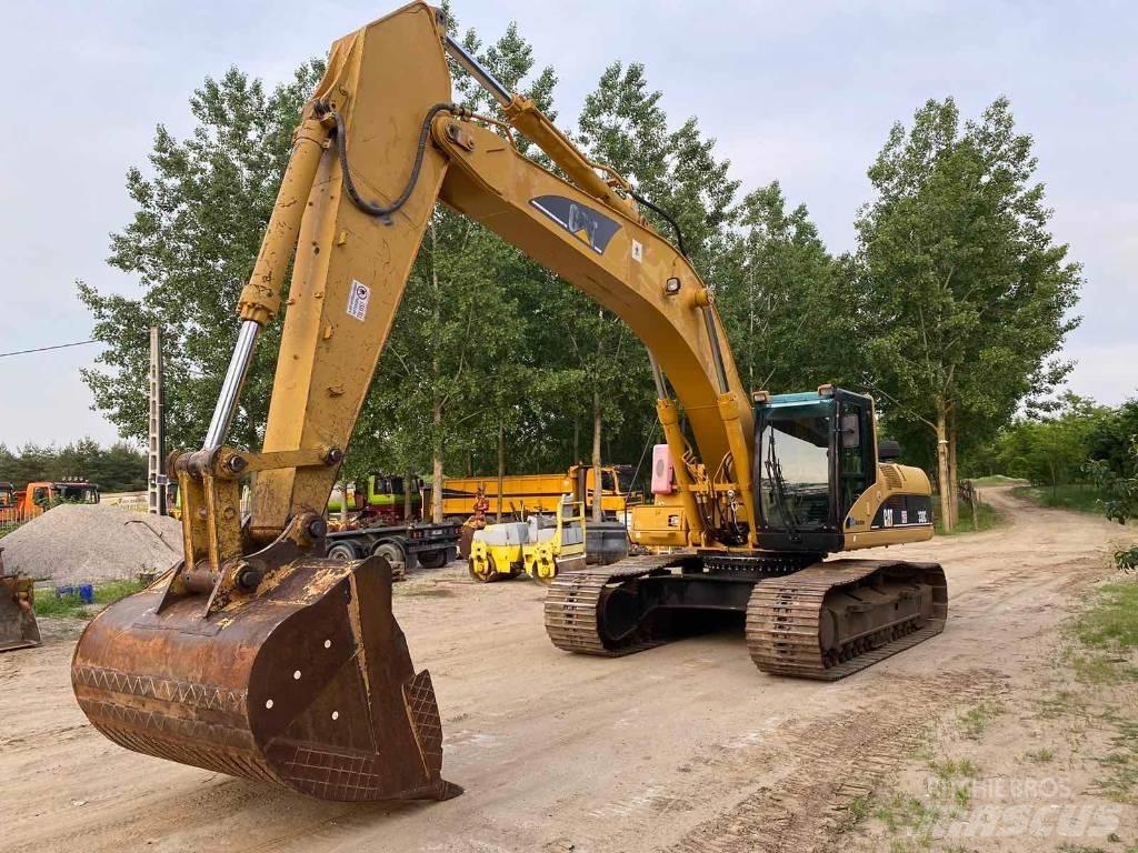 CAT 330CL Гусеничные экскаваторы