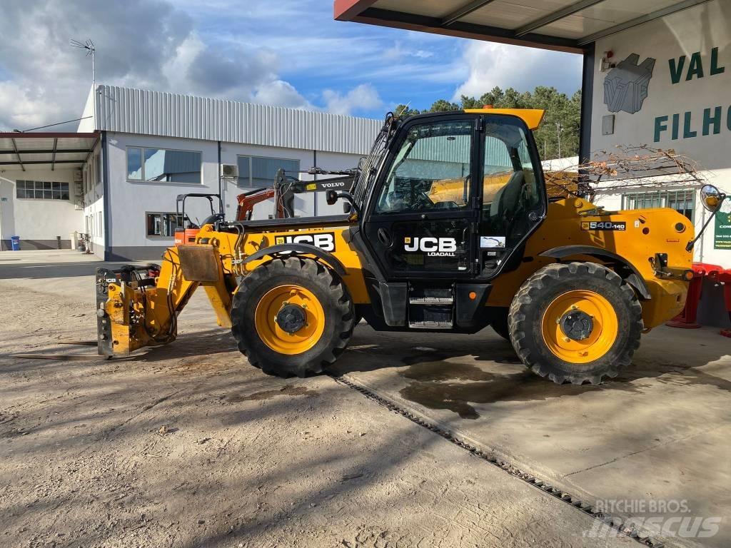 JCB 540-140 Телескопические погрузчики