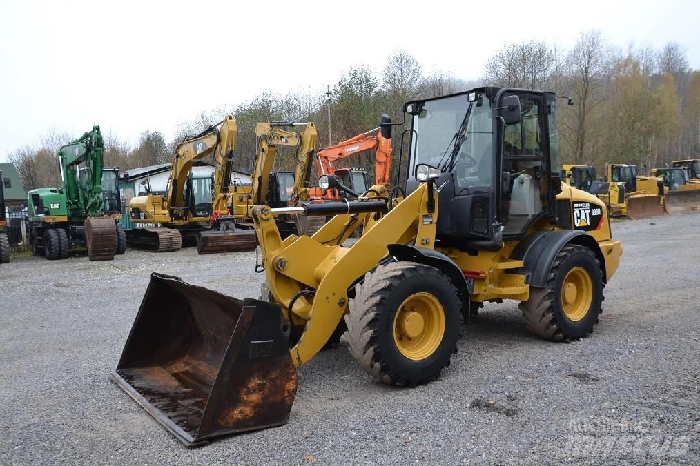 CAT 908 H 2 Фронтальные погрузчики