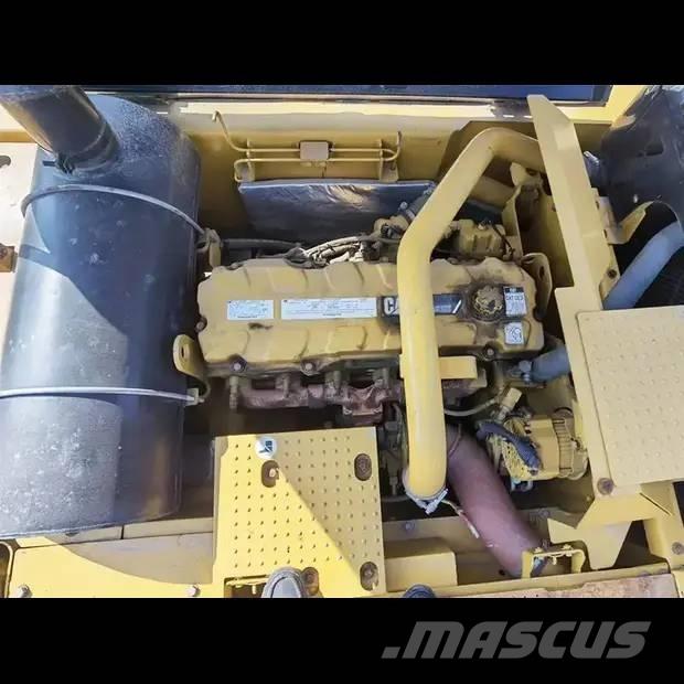 CAT 330 D Гусеничные экскаваторы