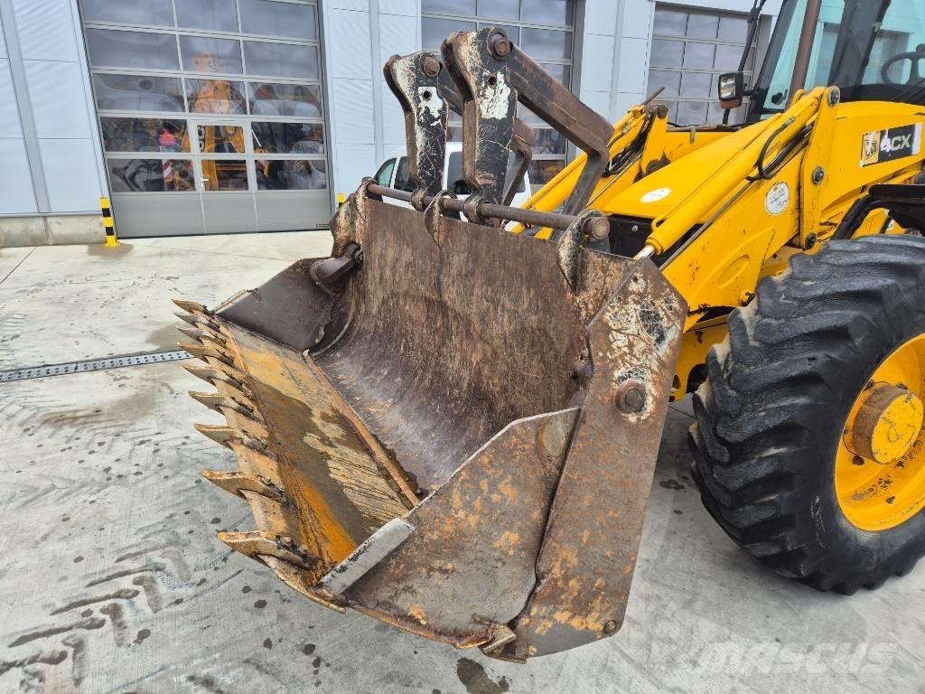 JCB 4CX Экскаваторы-погрузчики