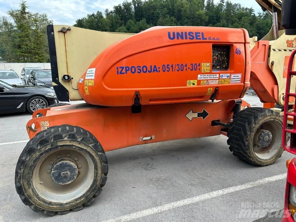 JLG 800 AJ Коленчатые подъемники