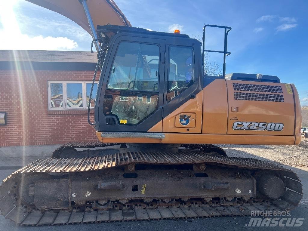 CASE CX 250 D Гусеничные экскаваторы
