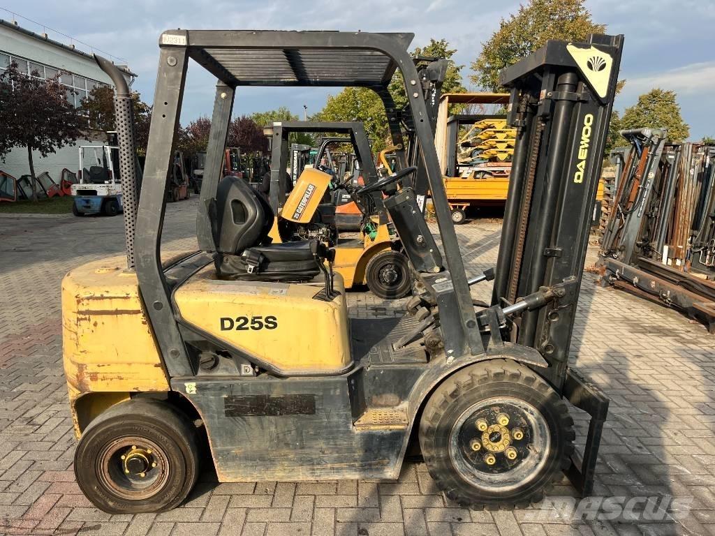 Daewoo D25S3 V-2311 Дизельные погрузчики
