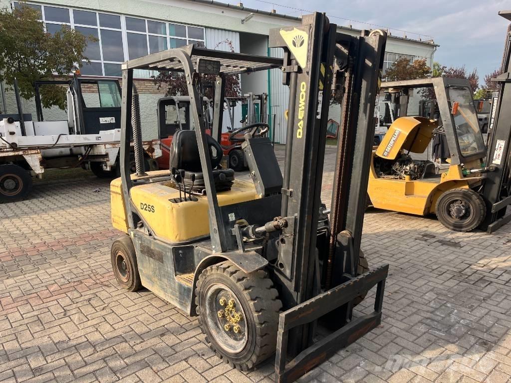 Daewoo D25S3 V-2311 Дизельные погрузчики