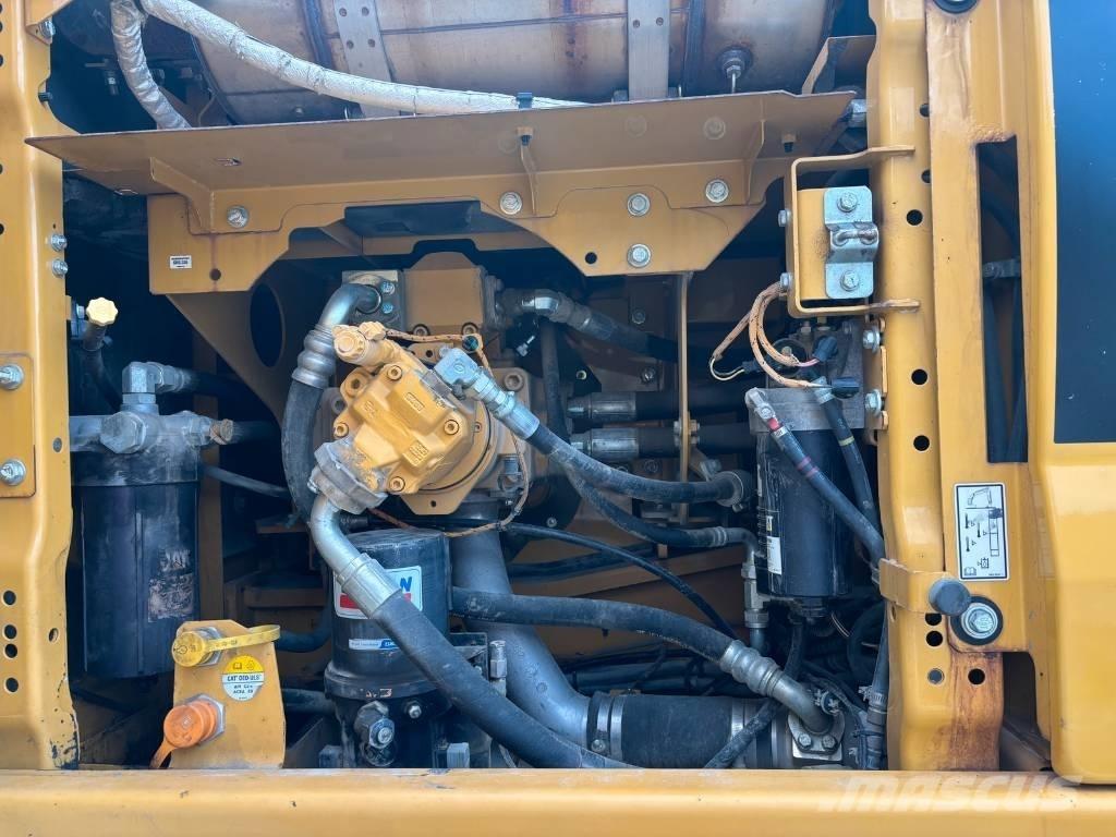 CAT 336 Гусеничные экскаваторы