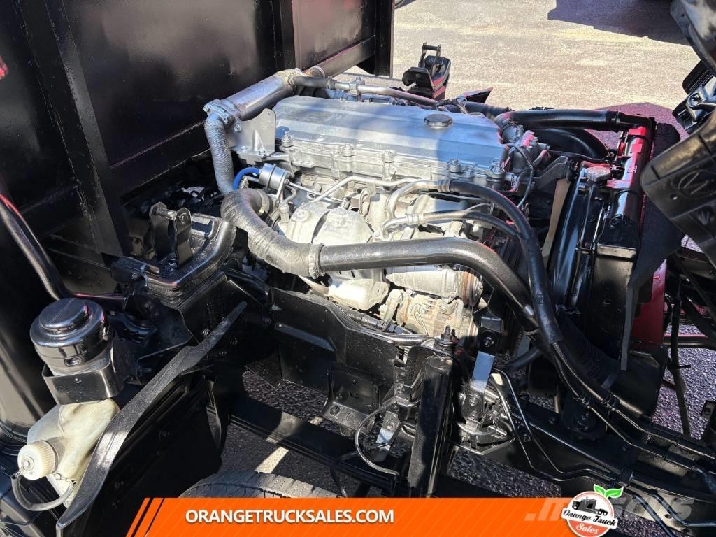 Isuzu NPR Грузовики-платформы/боковая разгрузка