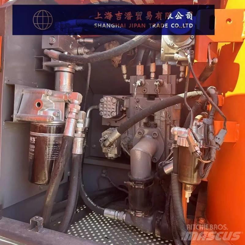 Hitachi ZX 160 Гусеничные экскаваторы