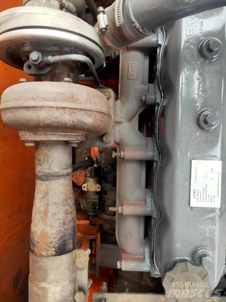 Doosan DH225LC-7 Гусеничные экскаваторы