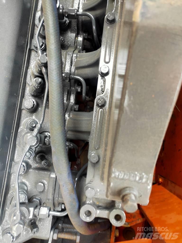 Doosan DH225LC-7 Гусеничные экскаваторы