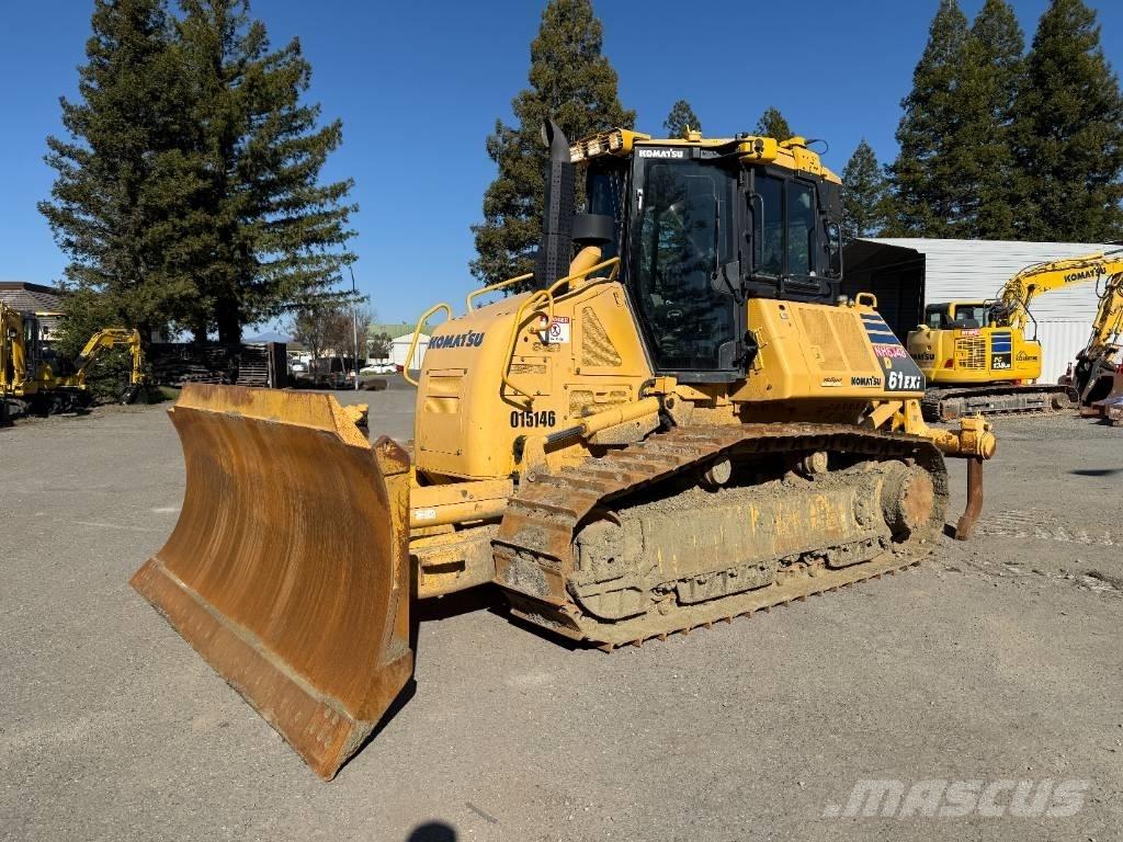 Komatsu D61EXi-24 Гусеничные бульдозеры