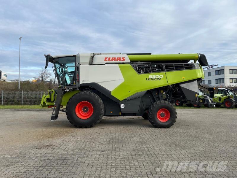 CLAAS LEXION 5300 Зерноуборочные комбайны