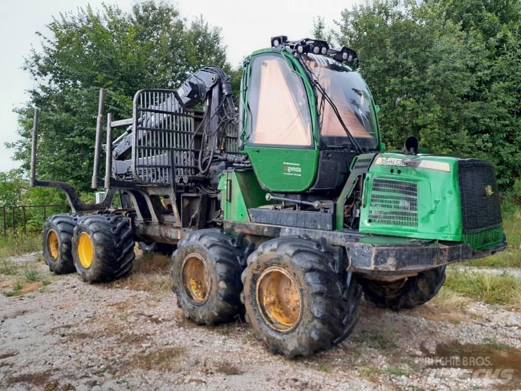 John Deere 1010 E Форвардеры
