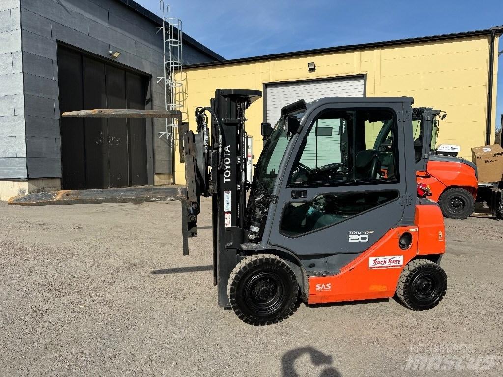 Toyota 06-8FD20F Дизельные погрузчики