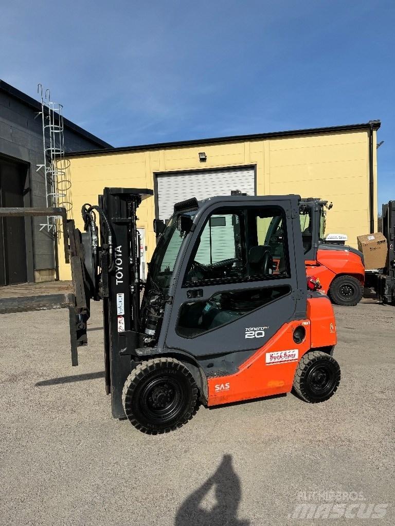 Toyota 06-8FD20F Дизельные погрузчики