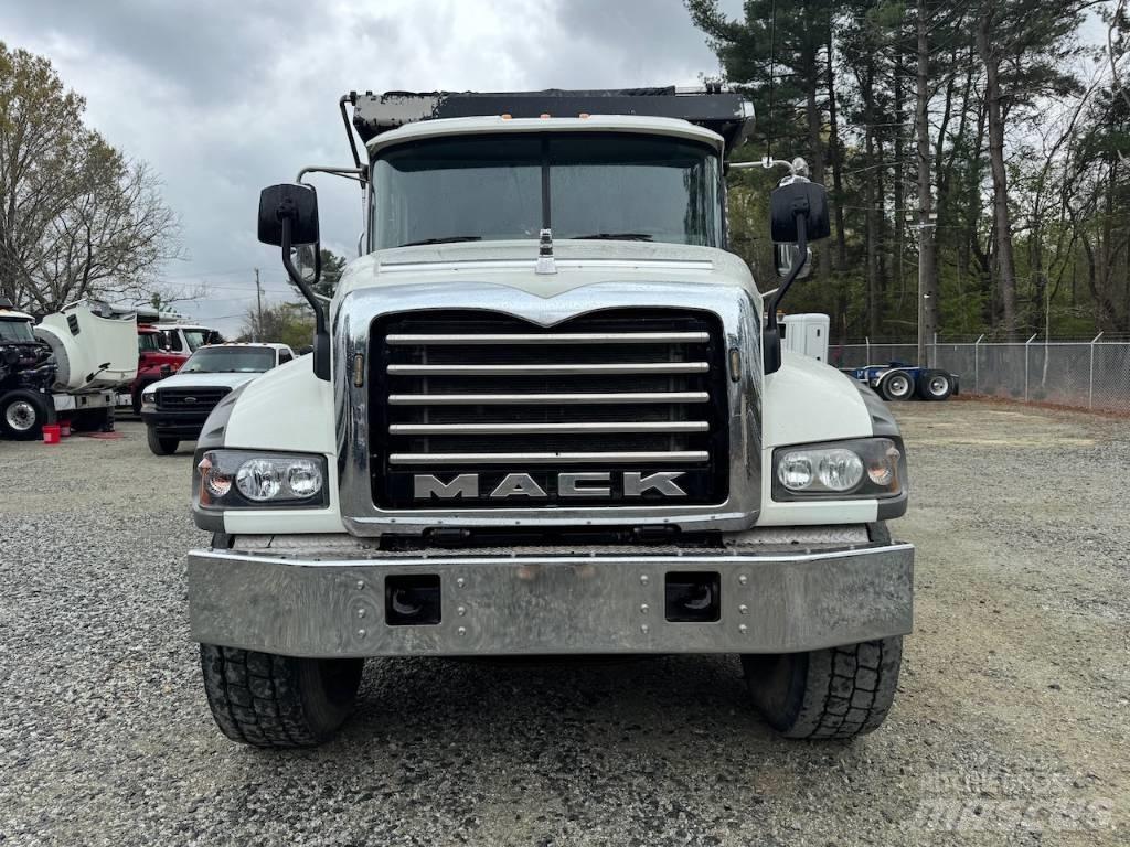 Mack GU433 Грузовики-Самосвалы