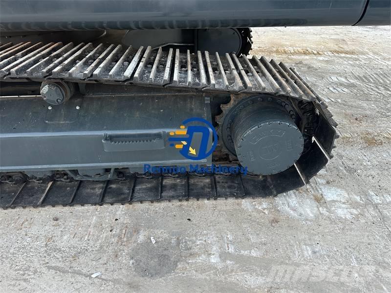 Hyundai HX220HD Гусеничные экскаваторы