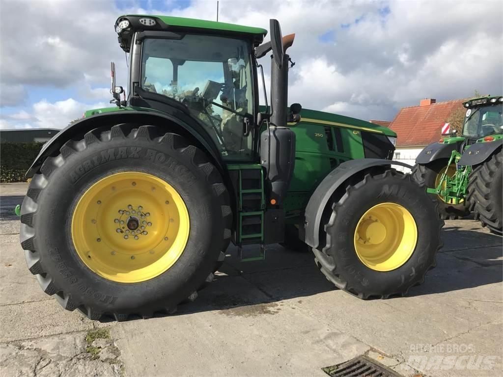 John Deere 6R 250 Трактора