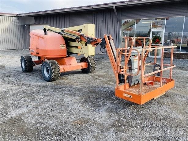 JLG 450 AJ Коленчатые подъемники