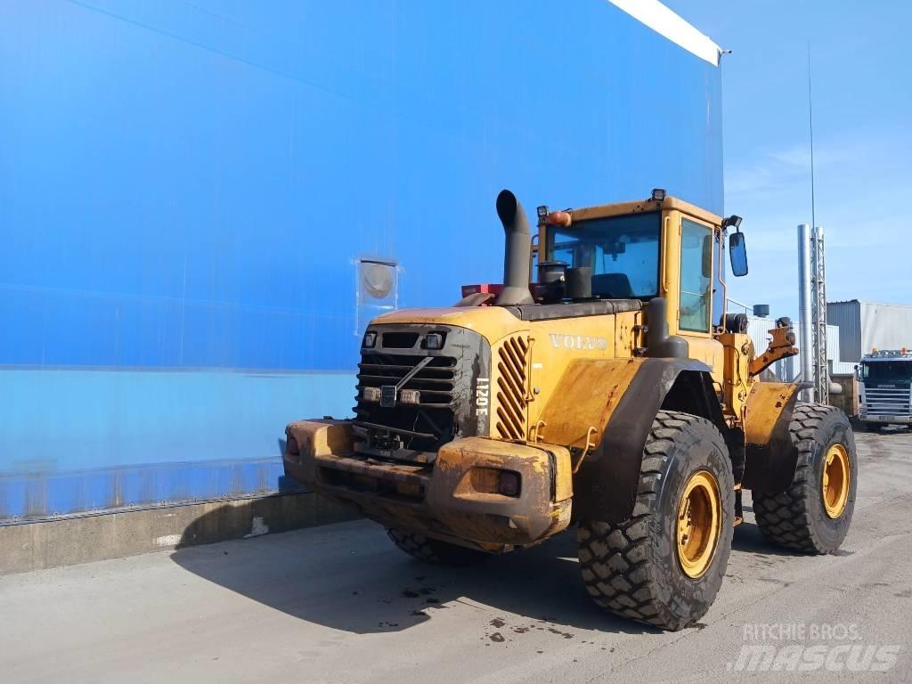 Volvo L 120 E Фронтальные погрузчики