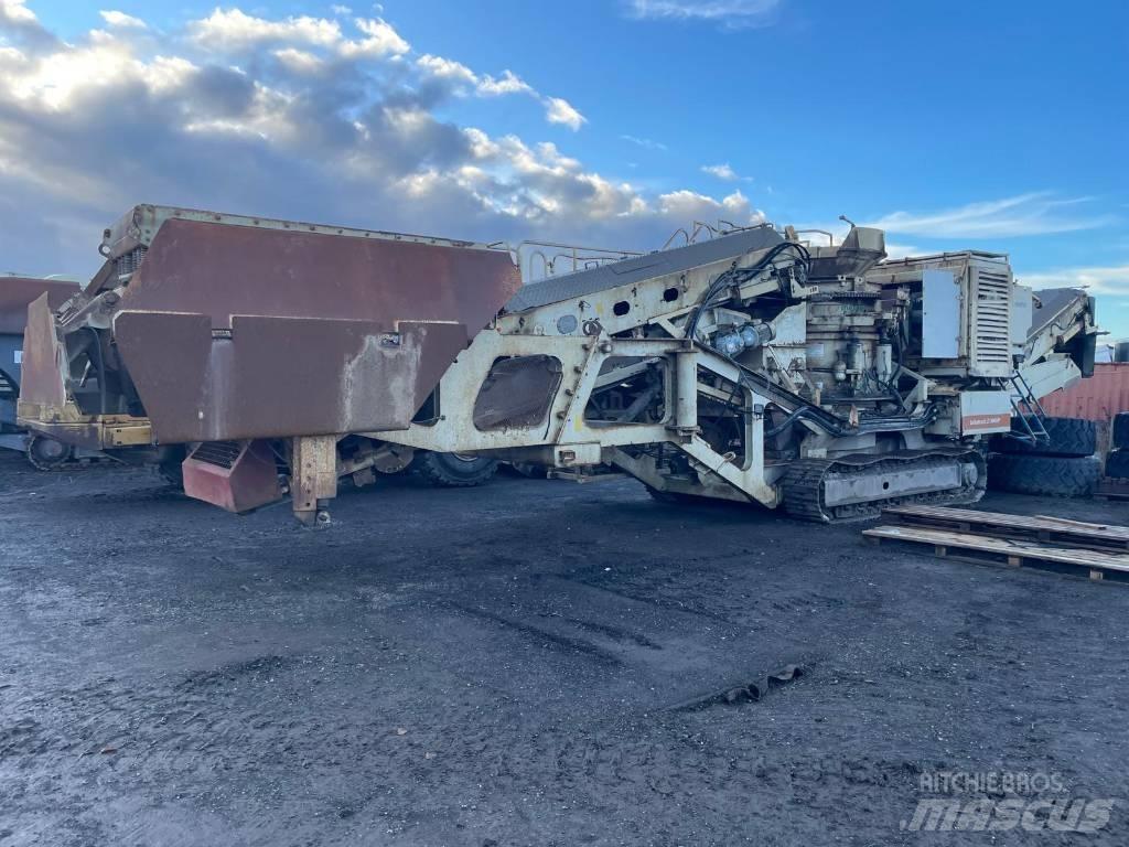 Metso LT300HP Мобильные дробилки