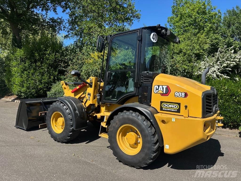 CAT 908 Фронтальные погрузчики