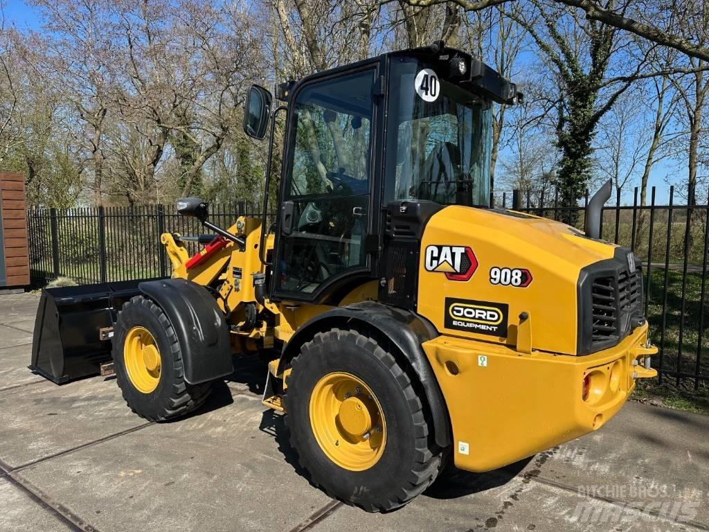 CAT 908 Фронтальные погрузчики