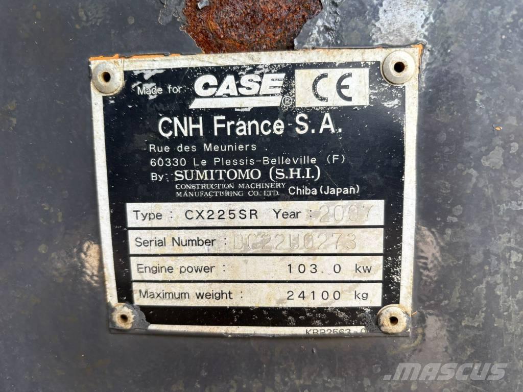 CASE CX 225 SR Гусеничные экскаваторы