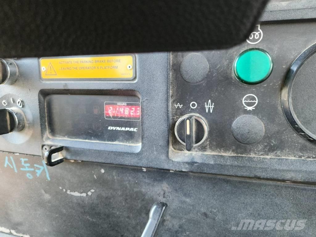Dynapac CA 252 D Катки тротуарные