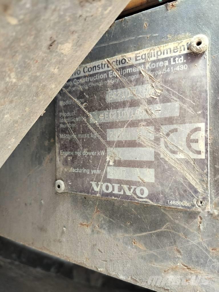 Volvo EC 210 B LC Гусеничные экскаваторы
