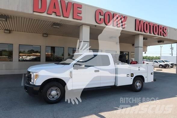 Ford F250 Строительная техника - Другие