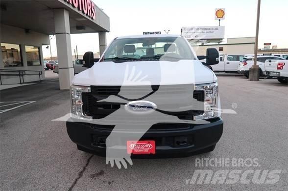 Ford F250 SD Строительная техника - Другие