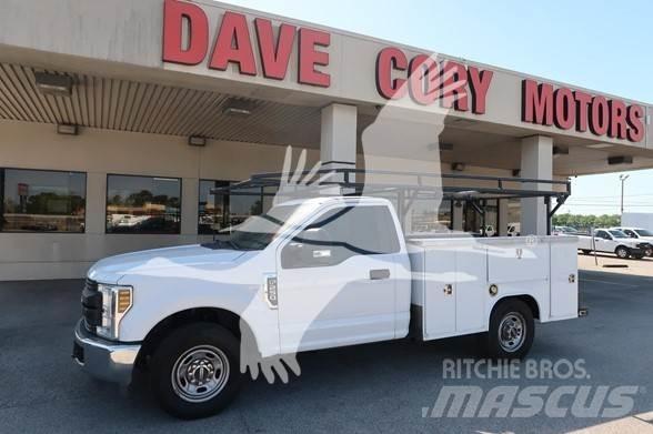 Ford F250 SD Строительная техника - Другие